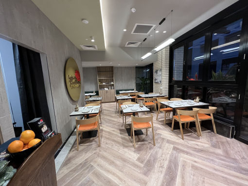 Caulfield Station 墨尔本餐馆装修 - 吧台施工中
