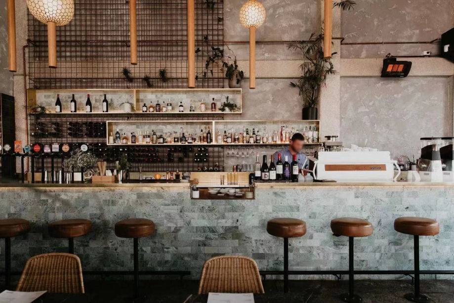 墨尔本酒吧前台装修